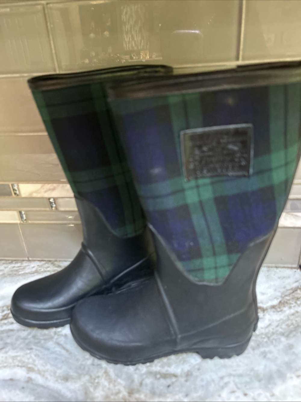 POLO Ralph Lauren Rain Boots Unisex Youth Girls/Boys Kids Navy Plaid Sz 2. Good